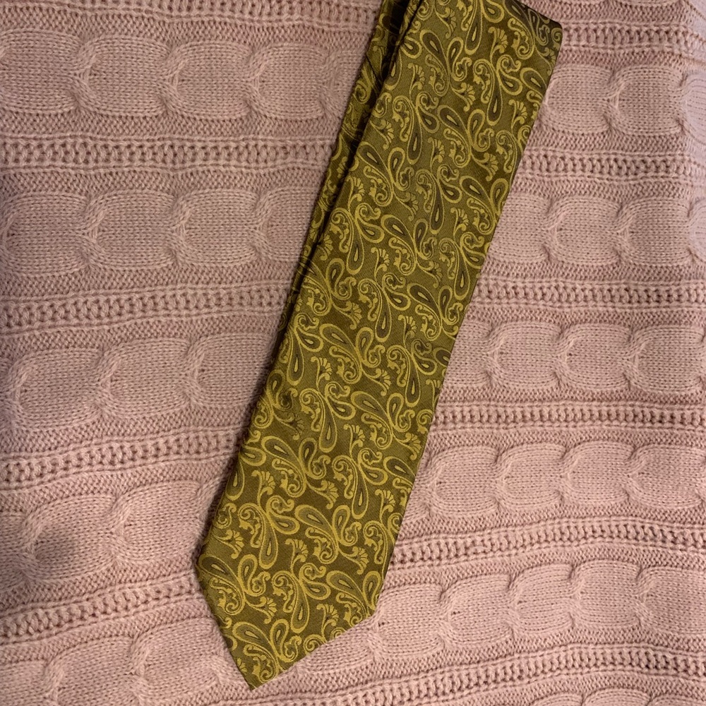 NICOLA FERRI Milano Silk TIE Gold Yellow Paisley